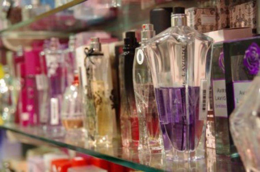 Walentynkowy złodziej. Kradł perfumy.