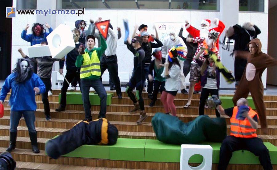[VIDEO] Nowy hit internetu- Harlem Shake rządzi w Łomży