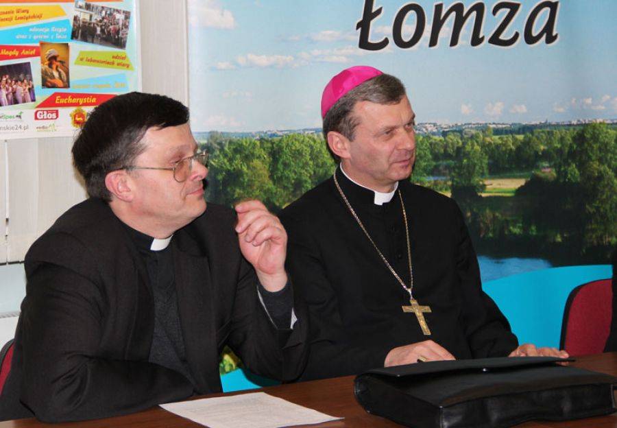 Łomżyniacy o nowym papieżu: Ujął autentycznością.