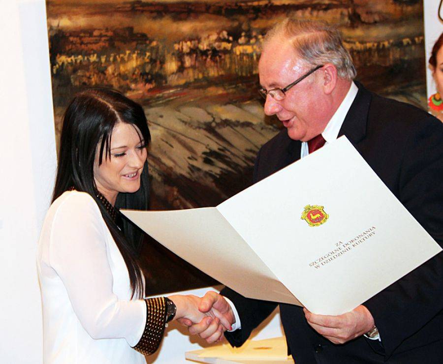 Prezydent dofinansował kulturę