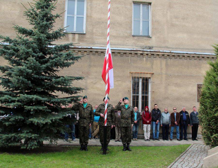 2 maja: Zbyt łatwo zapominamy, ile wartości tkwi w polskiej fladze!- FOTO