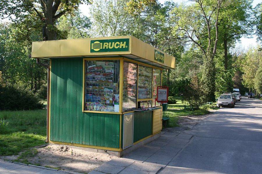 Chcieli okraść kiosk przy ul. Dwornej