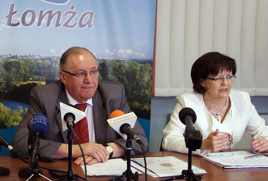 Urzędników czekają podwyżki pensji