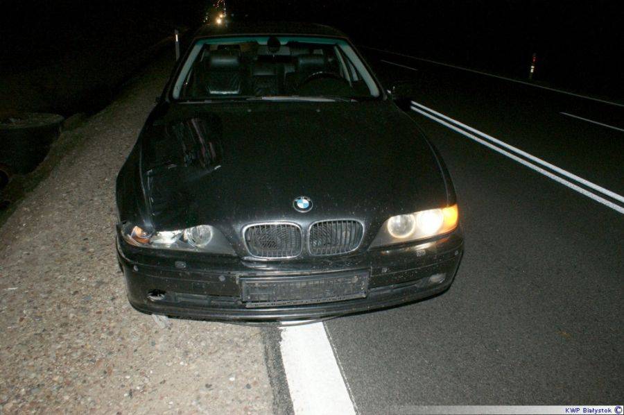 24-latek wpadł pod bmw. Zginął na miejscu.