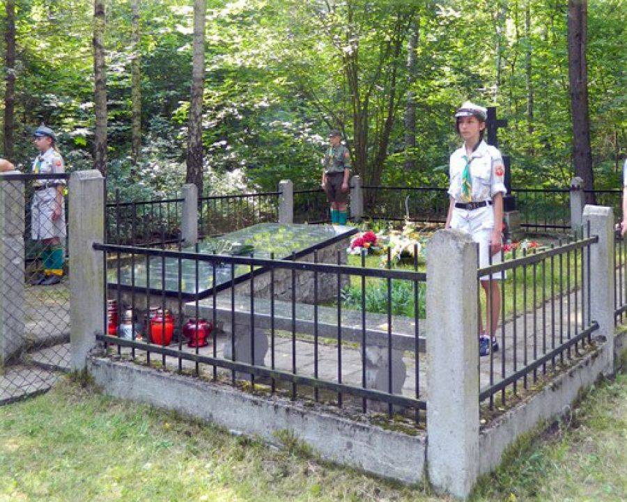 W Jeziorku zginęła cała inteligencja. Łomżyńskie Palmiry na gawędzie historycznej.
