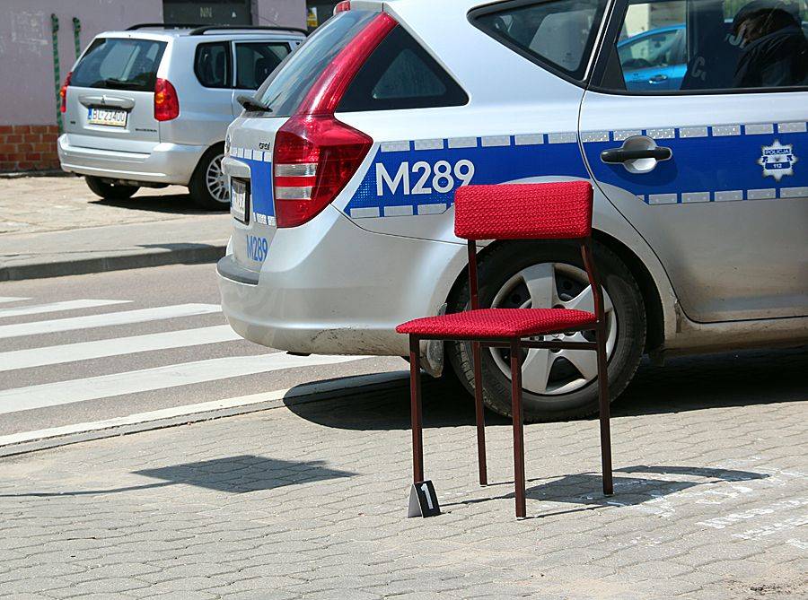 [FOTO] Dramat na ul. Zielonej. Uczeń próbował zabić swojego kolegę.