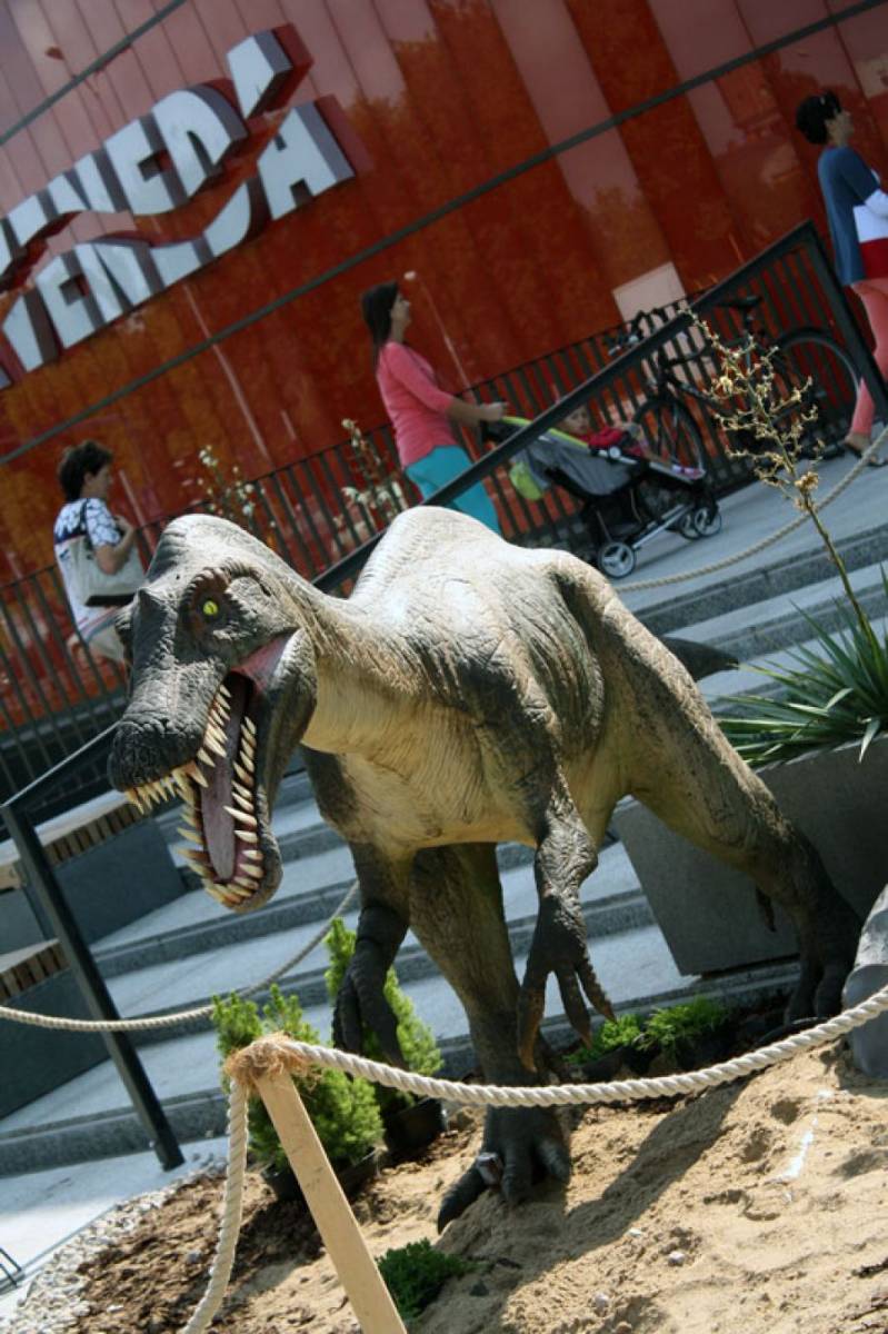 [VIDEO+FOTO] Dinozaury opanowały Venedę