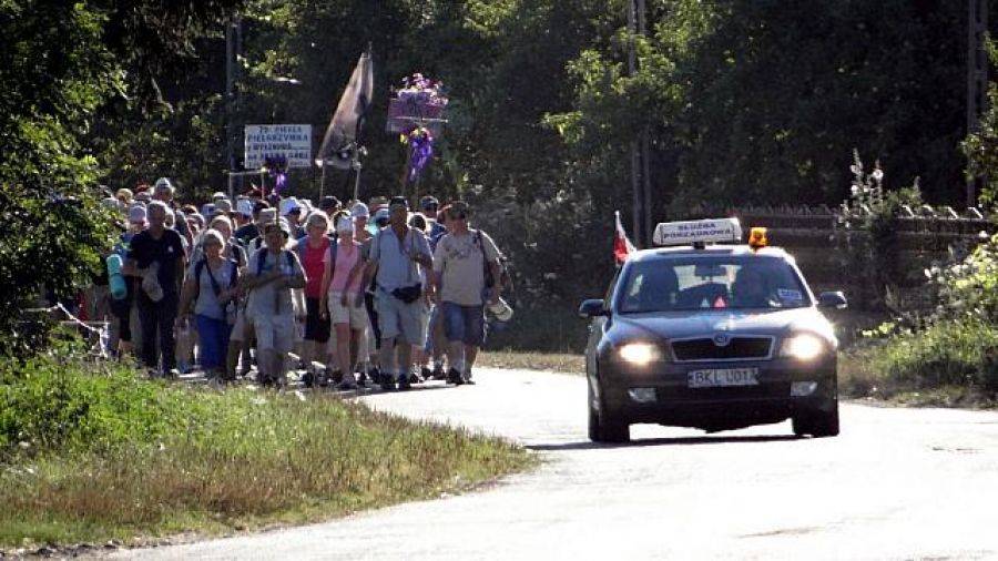 Za nimi cztery dni wędrówki. Kilometry już dają o sobie znać- FOTO