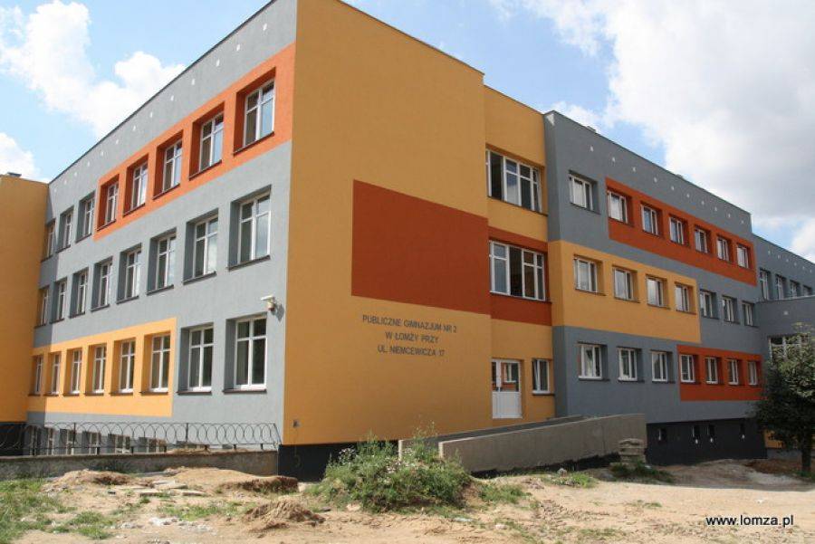 Pracowite wakacje w łomżyńskich szkołach