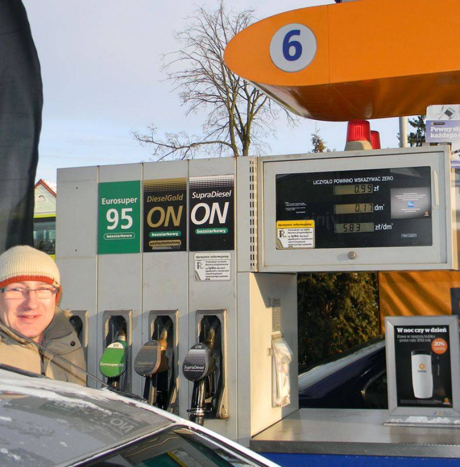 Jak sprawić, by samochód spalał mniej? Poczytaj o eco drivingu!