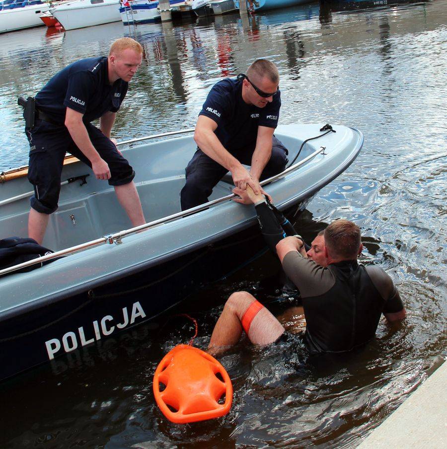 [VIDEO+FOTO] Topili się przy bulwarach nad Narwią