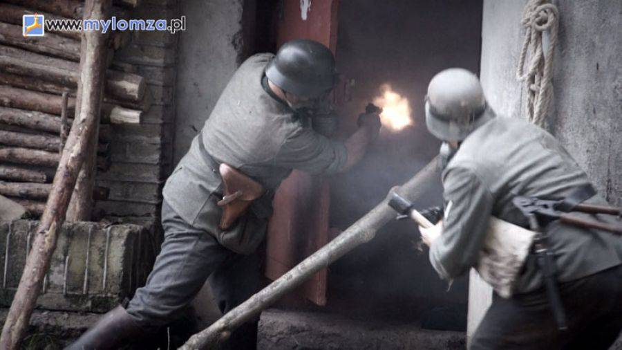71 lat czekał na odnalezienie ojca. Nowogród płonął jak pochodnia. [VIDEO]