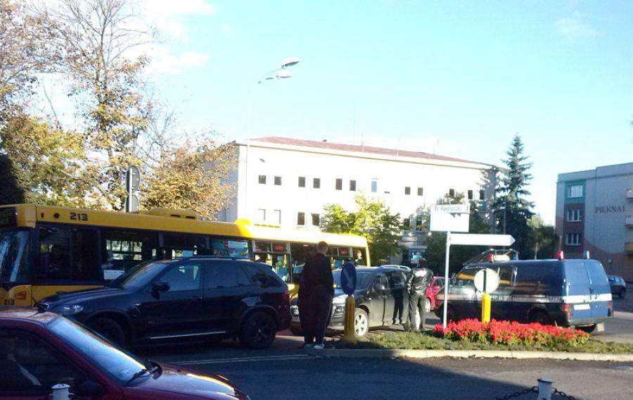 Zderzyli się na rondzie Kościuszki [FOTO]