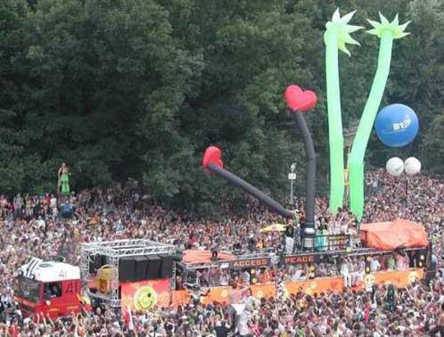 Pierwsze spotkanie gejów i lesbijek