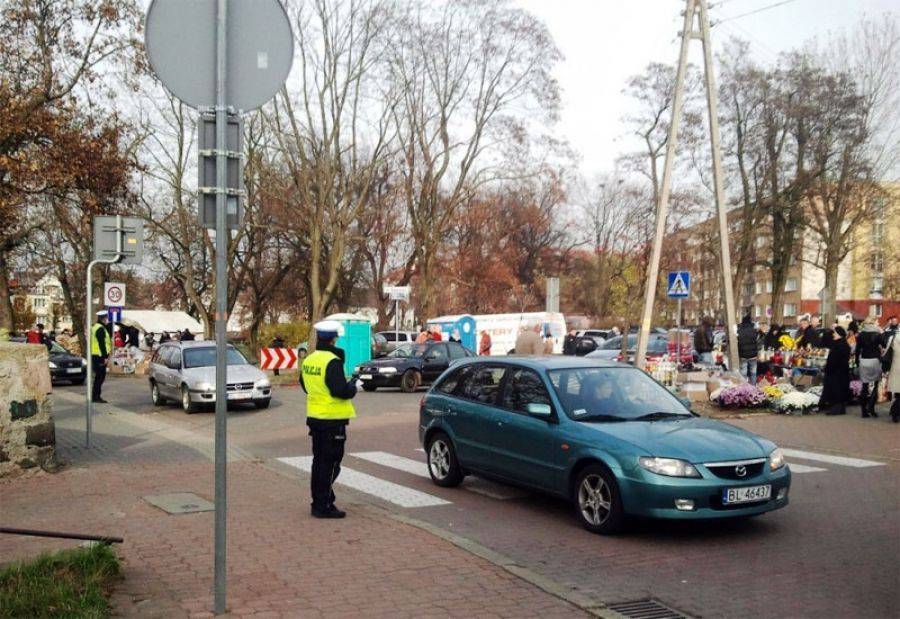 Zabici i ranni na drogach. Nie wszyscy dojechali do celu. [FOTO]