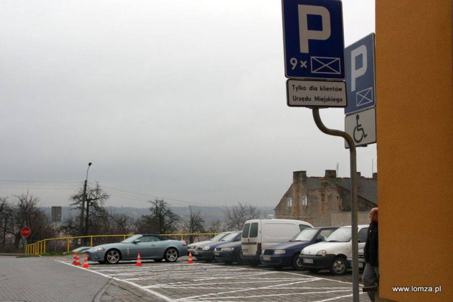 Parking tylko dla interesantów
