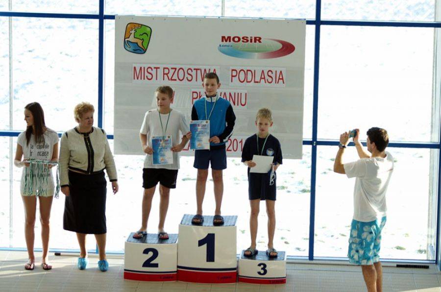 Młodzi pływacy z dużymi sukcesami [FOTO]