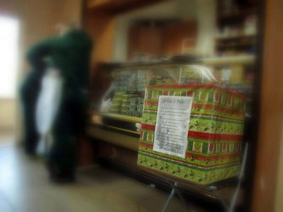 Paczki z paki. Od więźniów dla dzieci.