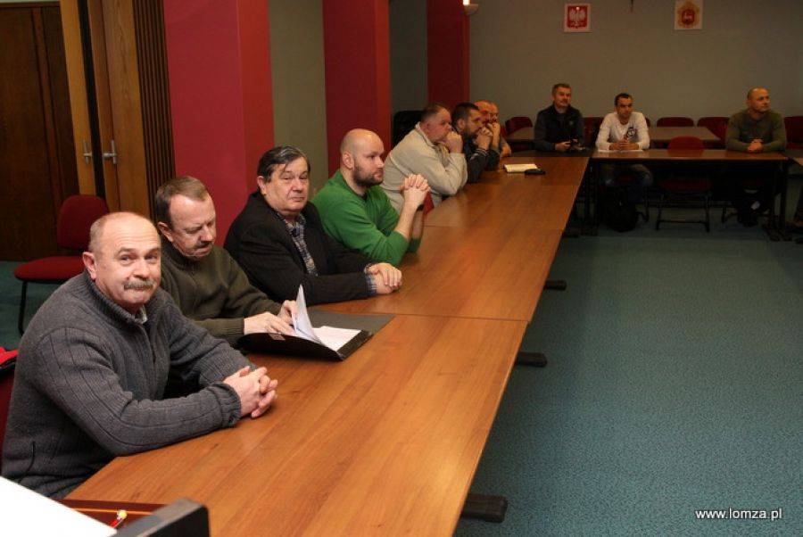 Kluby sportowe jeszcze walczą o pieniądze
