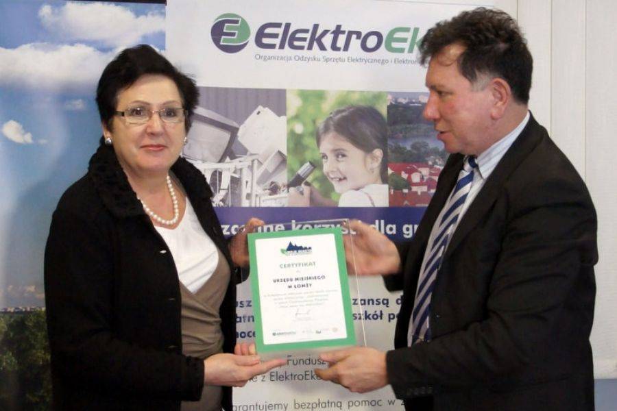 Elektrośmieci wywiezie z miasta jedna firma. Oddając je- pomożesz szkołom. [VIDEO]