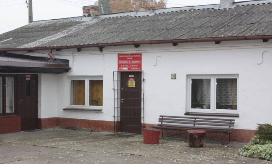 Śmierć z wychłodzenia przychodzi szybko. Noclegownia otwarta całą dobę.