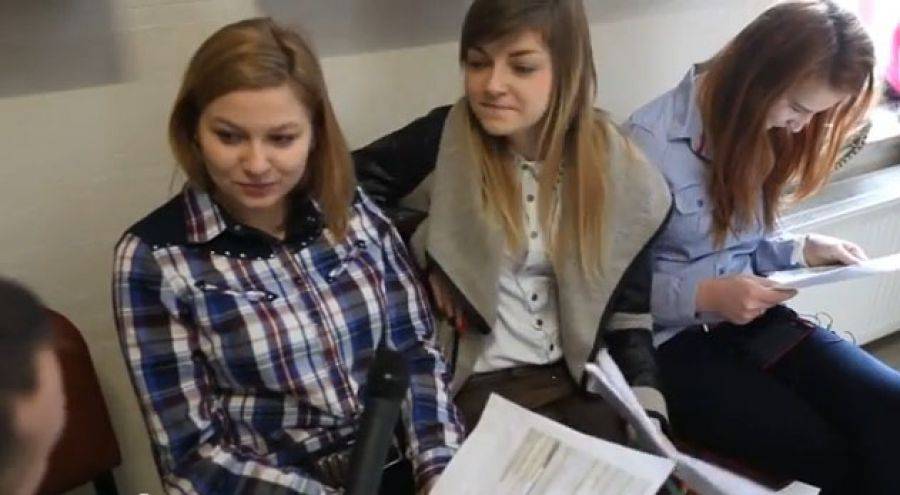 Jak studenci PWSIiP radzą sobie z sesją? [VIDEO]