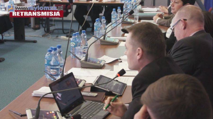 Radny Prosiński: Za bilet miesięczny- zniżki w całym mieście. Retransmisja sesji. [VIDEO]