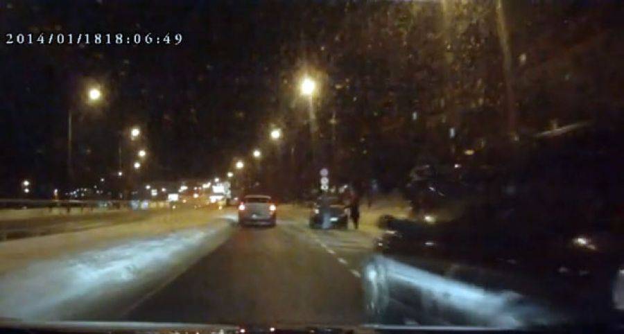 Cudem uniknęli tragicznego wypadku. Kierowca zdążył w ostatniej chwili! [VIDEO]
