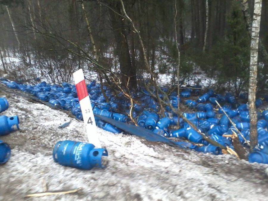 Wypadek za Wizną. Było naprawdę niebezpiecznie! [FOTO]