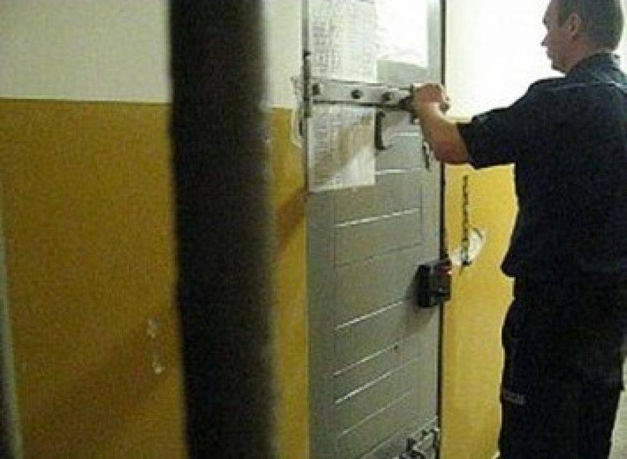 Drobni złodzieje w areszcie. Policja przekonuje- zgłaszaj każdą kradzież!