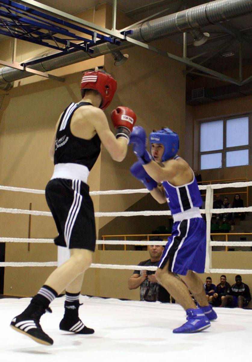 W Piątnicy walczyli bokserzy [FOTO i VIDEO]