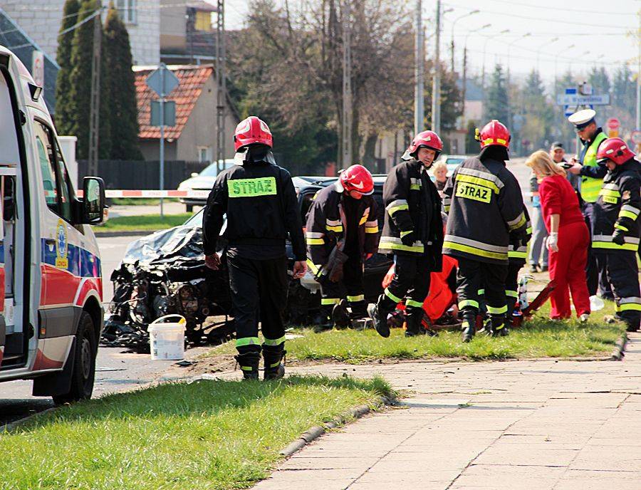 Groźny wypadek na  Nowogrodzkiej! [FOTO]
