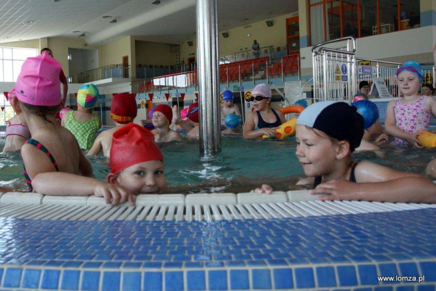 Tysiące przedszkolaków na basenie