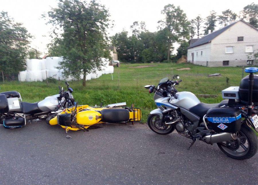 Staranował motocykl policjanta. Chciał uniknąć mandatu.