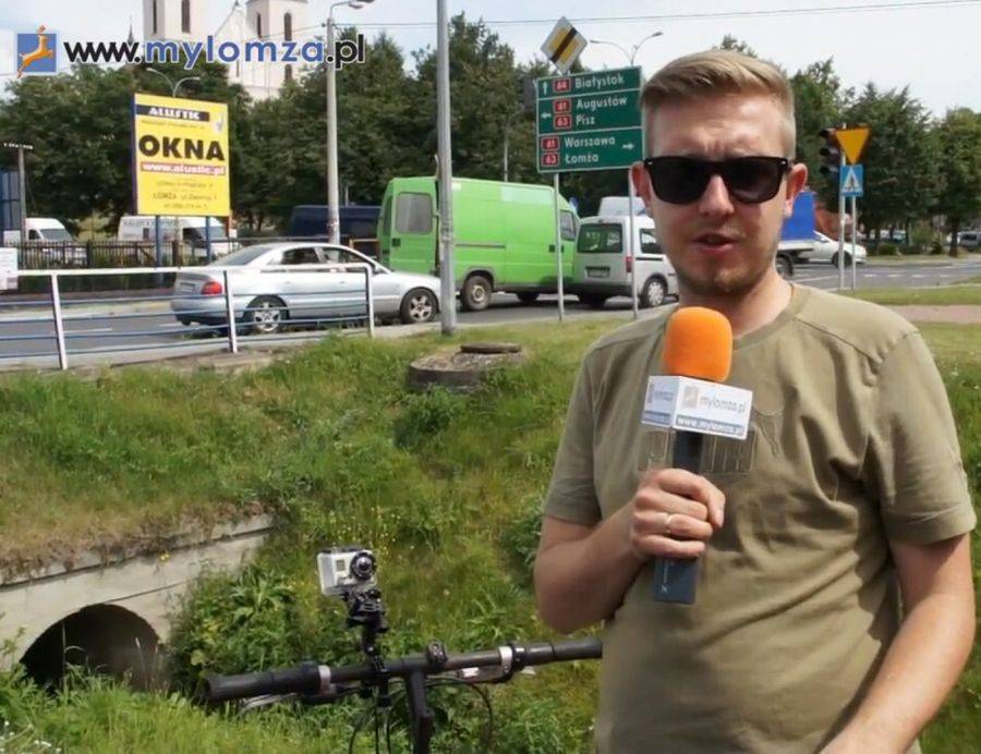 Samochód kontra rower! Co wygrywa w olbrzymich korkach? [FOTO i VIDEO]