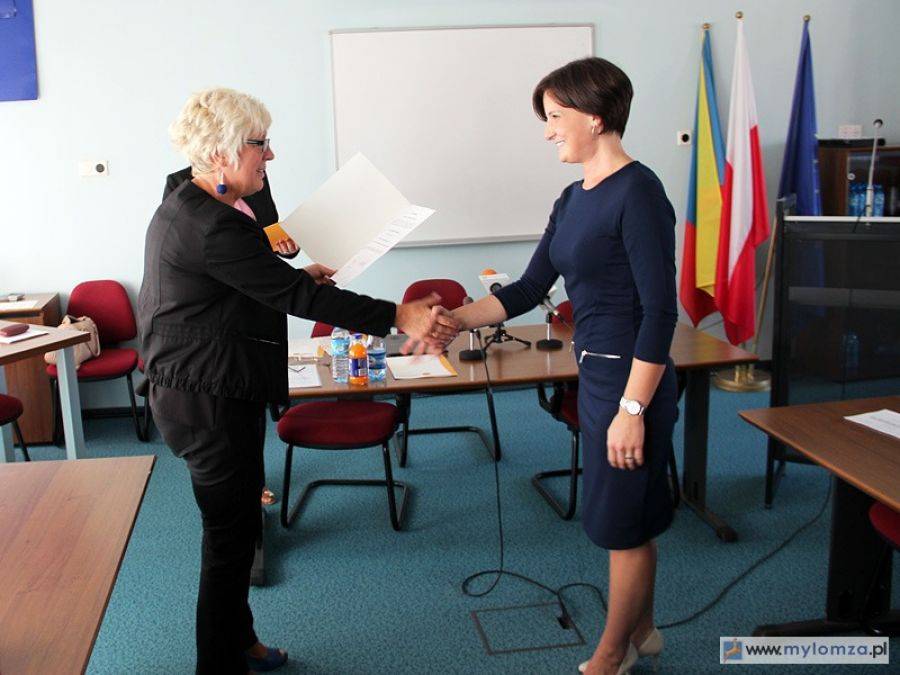 29 pracowników łomżyńskich szkół awansowało na nauczycieli mianowanych [FOTO i VIDEO]