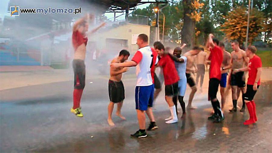 Uczestnicy akcji Ice Bucket Challenge zasilili konto Hospicjum