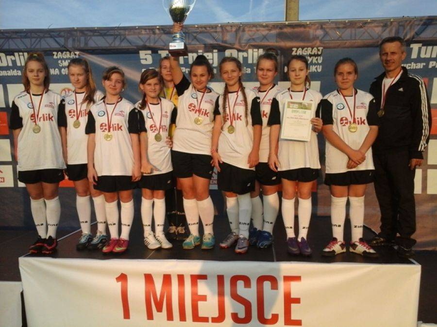Dziewczęta z Konarzyc najlepsze w Suwałkach
