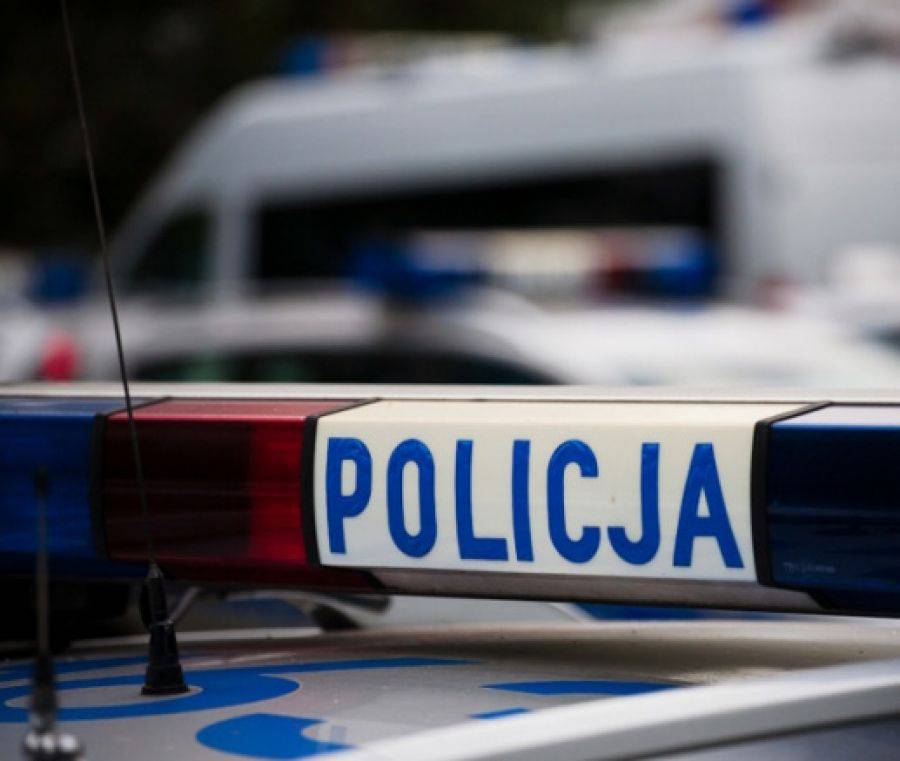 Policjanci „uratowali życie” pasażerowi volkswagena