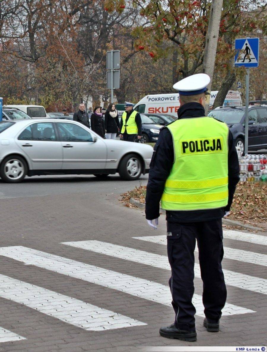 Spokojny, świąteczny weekend zakłócił pijany kierowca [FOTO]
