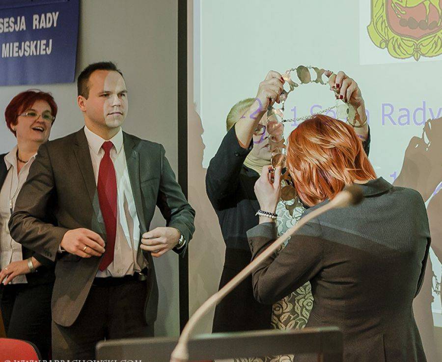 Rozłam w PiS! Krynicka przewodniczącą Rady Miejskiej [FOTO]
