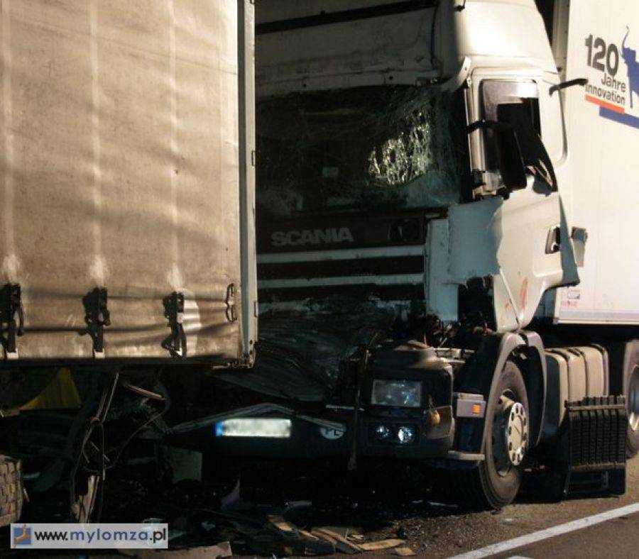 Ciężarowy karambol na DK 61 [FOTO I VIDEO]