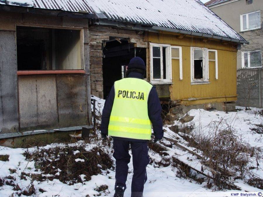 Dwóch mężczyzn uratowanych przed zamarznięciem