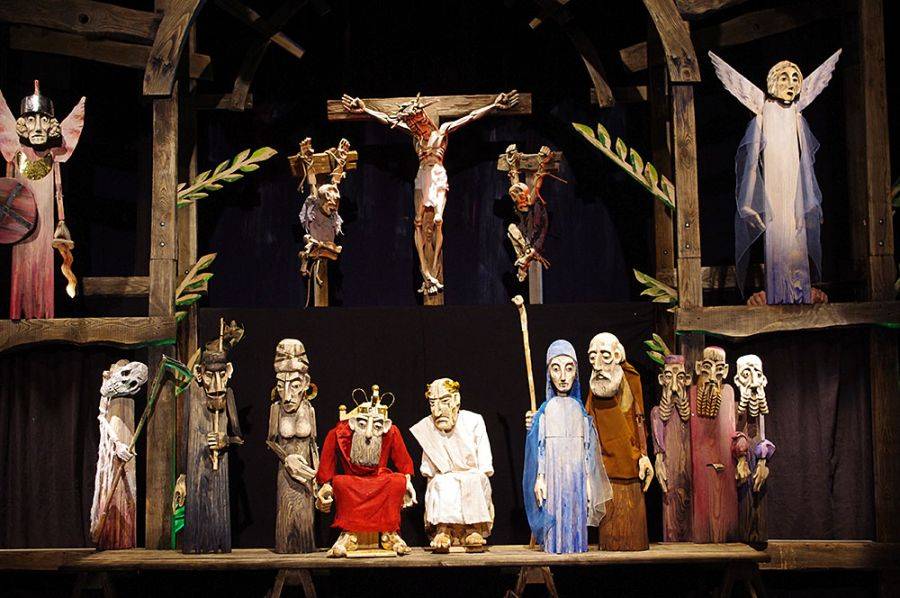 Premiera Pasji w Teatrze lalki i Aktora w Łomży