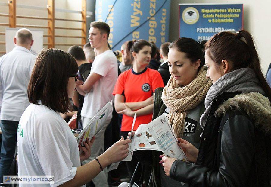 Zaplanuj swój rozwój, zanim rozpoczniesz studia. W III LO targowisko możliwości! [FOTO i VIDEO]