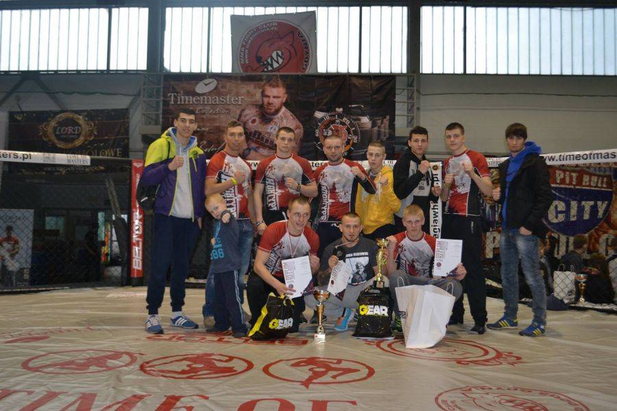 Kolejne medale mistrzostw Polski dla zawodników Fight Club Łomża