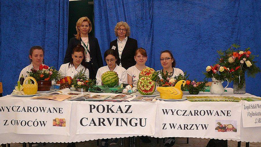 Uczniowie  Wety  zachęcali gimnazjalistów do zdrowego  odżywiania i  aktywności  fizycznej