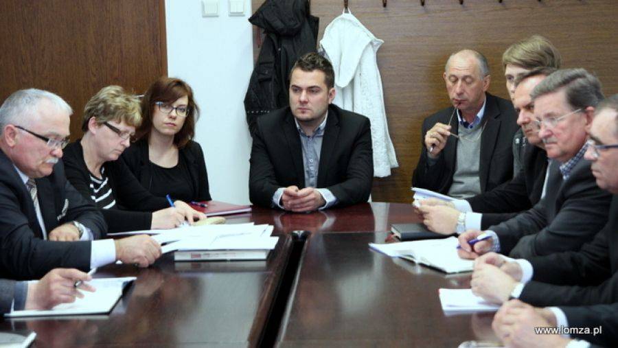 Samorządowcy i przedsiębiorcy razem w sprawie kolei