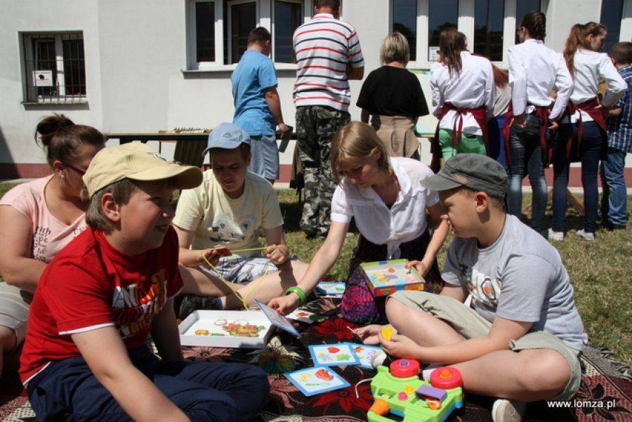Festyn z okazji Dnia Ziemi w Zespole Szkół Specjalnych