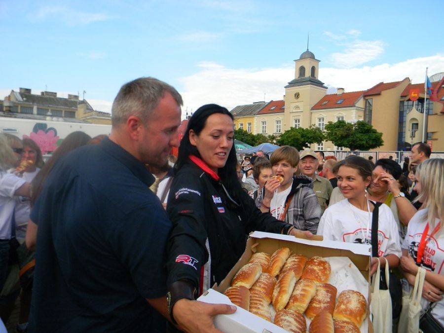 Uczestniczki rajdu dotarły do Łomży- galeria FOTO